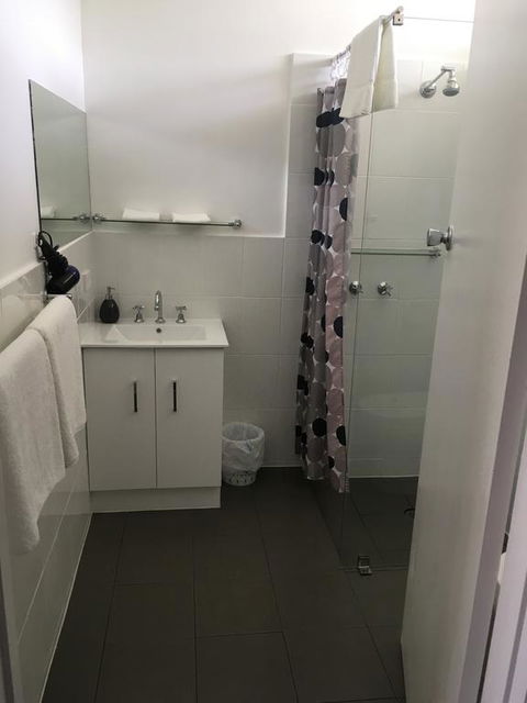 Camperdown Cascade Motel - Darwin Holiday 3