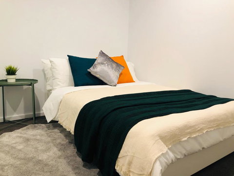Canberra CBD Apartment 2BR 2BA 1Carpark - Darwin Holiday 2