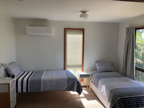 Canberra Cres 42 Burrill Lake - Darwin Holiday 1