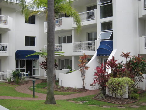 Cannes Court Apartments - Darwin Holiday 0