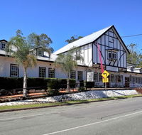 Canungra Hotel