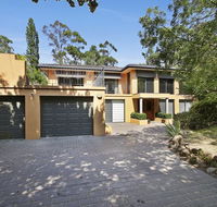 Canyons Bend - 5 Minute walk to shops and cafes