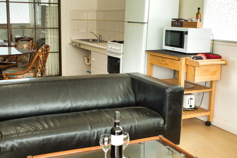 Cape Jervis Accommodation & Caravan Park - Darwin Holiday 3