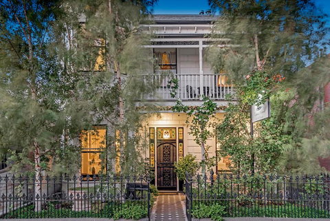 Captains Retreat Apartments And Cottages - Darwin Holiday 0