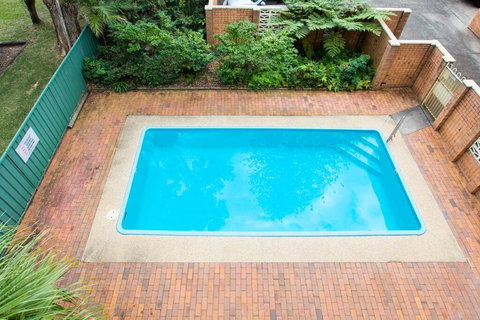 Carinya Gardens 6 - Darwin Holiday 1