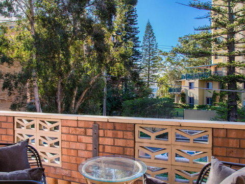 Carinya Gardens 6 - Darwin Holiday 3