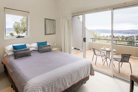 Cascades 18/3 Kurrajong Street - Darwin Holiday 2