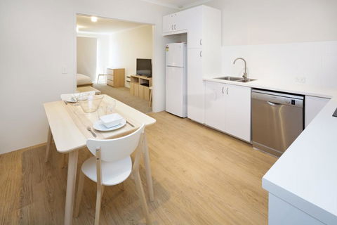 Cascades 3 Well Appointed And Central Location - Darwin Holiday 2