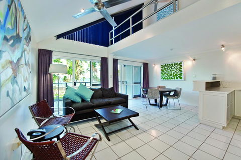 Castaways Resort & Spa On Mission Beach - Darwin Holiday 1