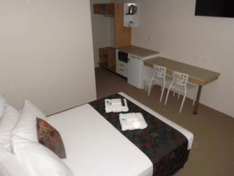 Castle Crest Motel - Darwin Holiday 3