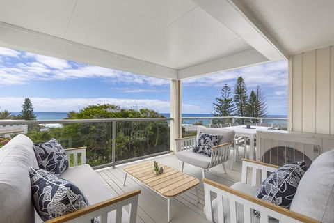Casual Hamptons Living, Sunshine Beach - Darwin Holiday 3
