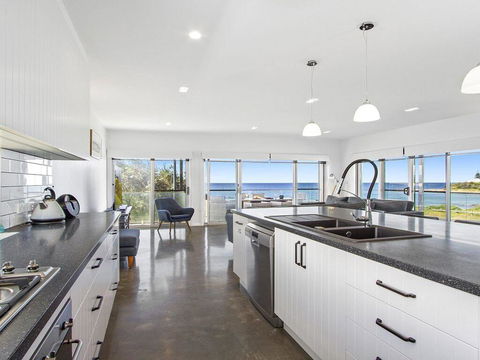 Catalina - Brand New House - Darwin Holiday 3