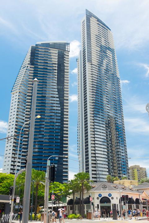 Cavill Avenue Luxury Private Apartments - Darwin Holiday 3