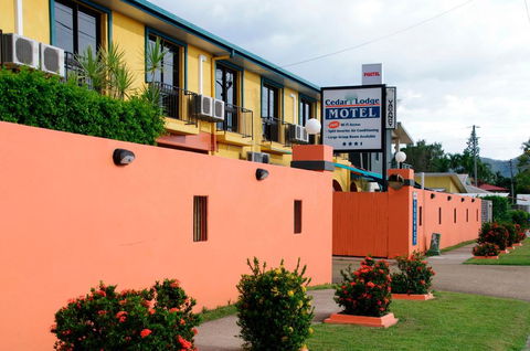 Cedar Lodge Motel - Darwin Holiday 0