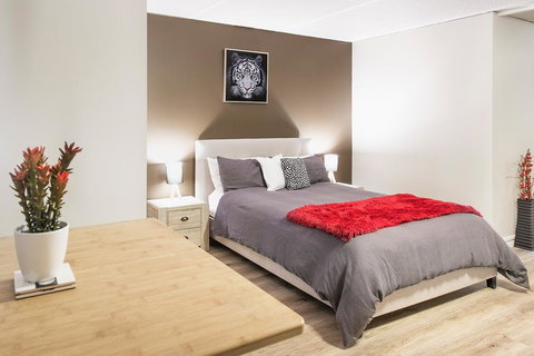 Celina's Ocean View Studio - Darwin Holiday 3