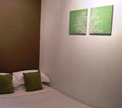 Centennial Inn On Bathurst - Darwin Holiday 2