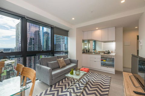 Central 2 Bedroom Deluxe Apartment@La Trobe Tower - Darwin Holiday 0