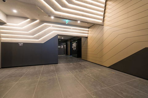 Central 2 Bedroom Deluxe Apartment@La Trobe Tower - Darwin Holiday 1