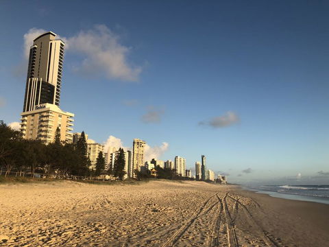 CENTRAL APARTMENT WITH POOL-WALK TO EVERYTHING - Darwin Holiday 2