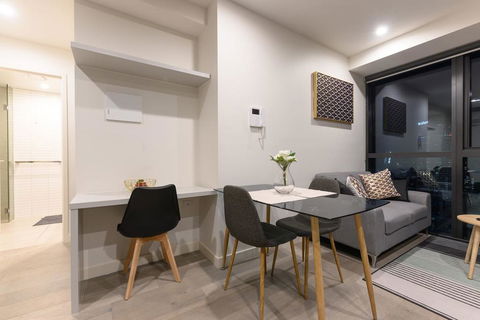 Central City Pad 1 Bathroom Apartment With View - Darwin Holiday 2