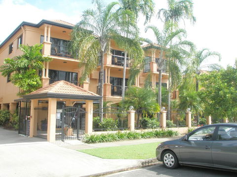 Central Plaza Apartments - Darwin Holiday 0