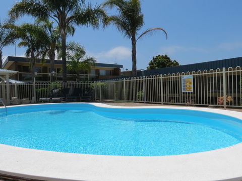 Chapman Court - Darwin Holiday 0
