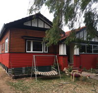 Character 1940s Property - Darwin Holiday