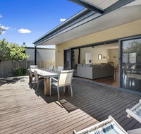 Charchie's by the Sea Pet friendly family home close to beach - Darwin Holiday