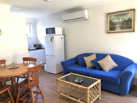 Charlie Sweet Home At Mornington Peninsula - Darwin Holiday 0