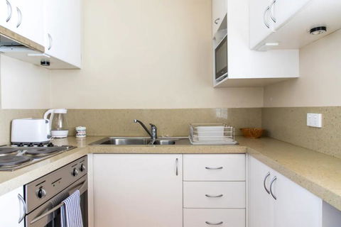 Charming 1 Bedroom In Vibrant South Yarra - Darwin Holiday 2