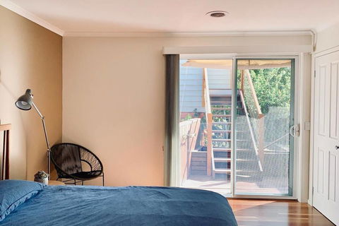 Charming Family Home W/Home Cinema+Huge Bedrooms Near Glen Waverley - Darwin Holiday 2