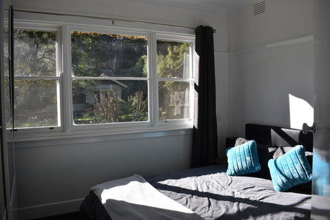 Charnwood Cottages In Warburton - Darwin Holiday 3