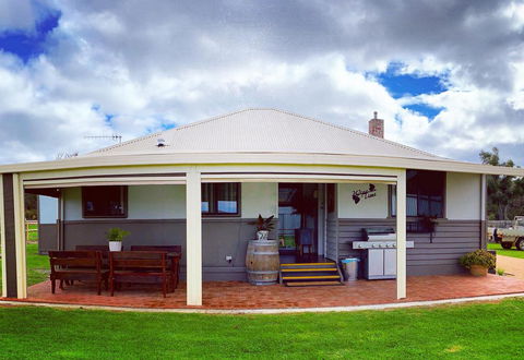 Chesterfarm And Stables - Darwin Holiday 3