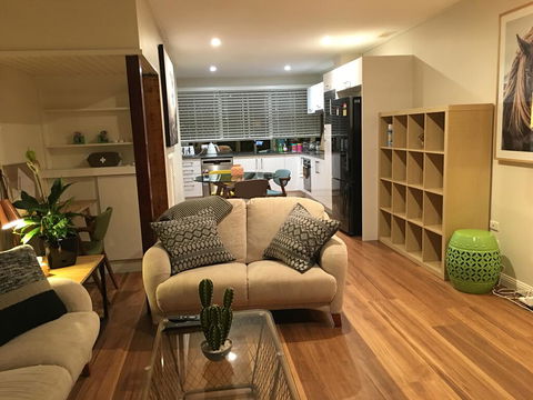 Chevron Luxury Pad - Darwin Holiday 0