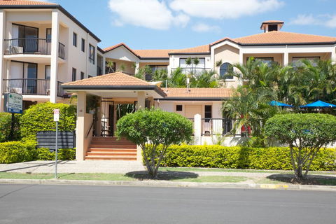 Chevron Palms - Darwin Holiday 1