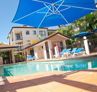 Chevron Palms - Darwin Holiday