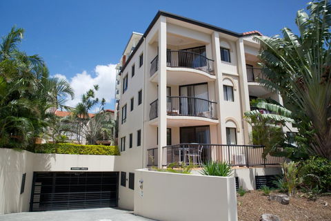 Chevron Palms - Darwin Holiday 2