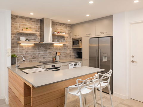 Chevron Sails - Darwin Holiday 1