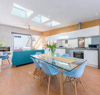 Chic East Sydney Pad - Darwin Holiday