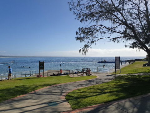 CHILL-OUT BEACHSIDE @ FORSTER - Darwin Holiday 3