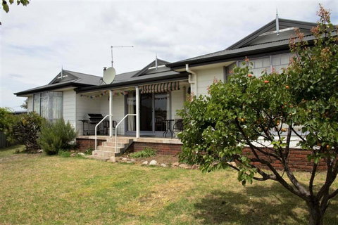 Chillax - Darwin Holiday 0