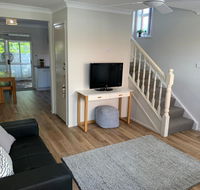 Chilli Reef at Fingal Bay - Darwin Holiday