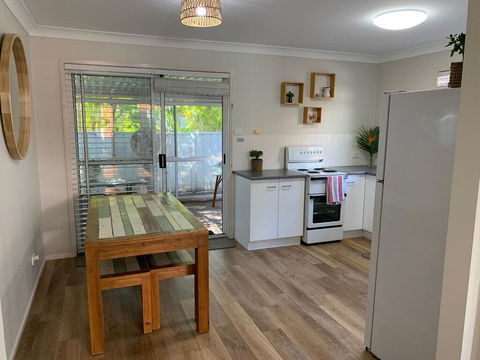 Chilli Reef At Fingal Bay - Darwin Holiday 3