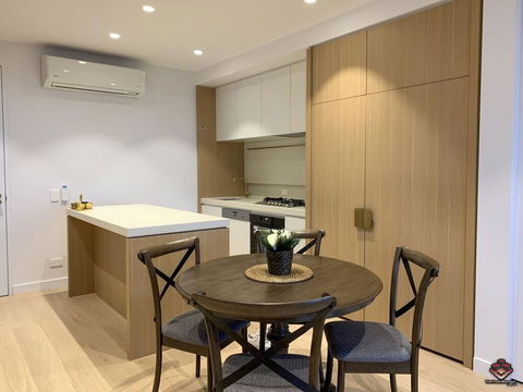 Chinos Room - Darwin Holiday 3