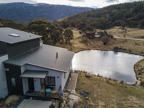 Chloe's Chalet - Darwin Holiday 0