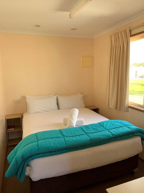 Christies Beach Tourist Park - Darwin Holiday 0