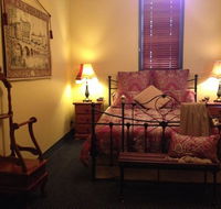 Church House BB Gundagai - Darwin Holiday