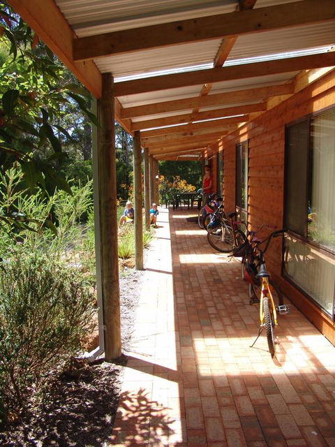 Cinnamon Coloureds Farm Cottages - Darwin Holiday 1