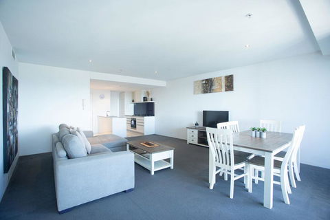 Circle On Cavill - Private Apartments - Darwin Holiday 1