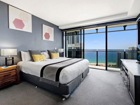 Circle On Cavill Private 2 Bed Ocean View - Darwin Holiday 1